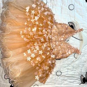 Soft pink floral dress with glitter